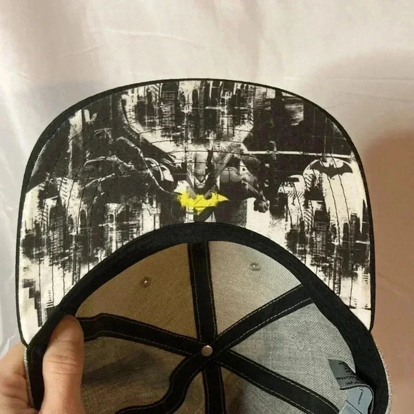 Batman flat bill hat - Picture 5 of 8